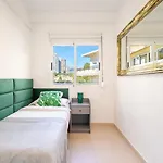 Apartment Goya Sea Front *