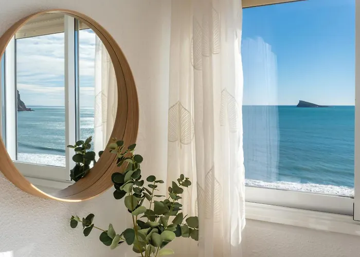 Goya Sea Front Апартаменты *